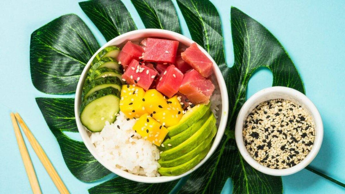 Mic Dejun la Piscina e Ăsta