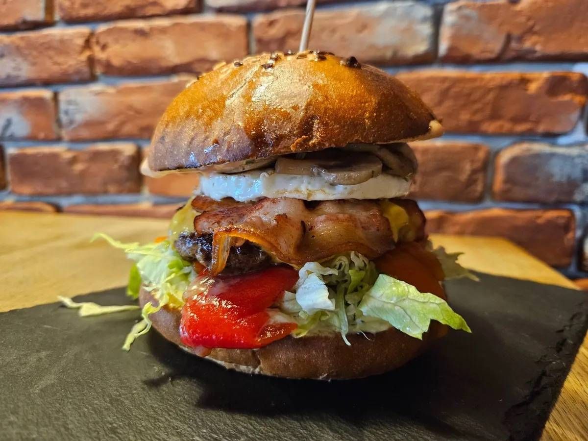 Staging Eggcentric Burger