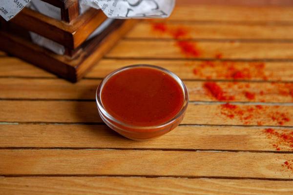 Supa Crema de Ciuperci cu Rozmarin, Patrunjel si Paine Prajita